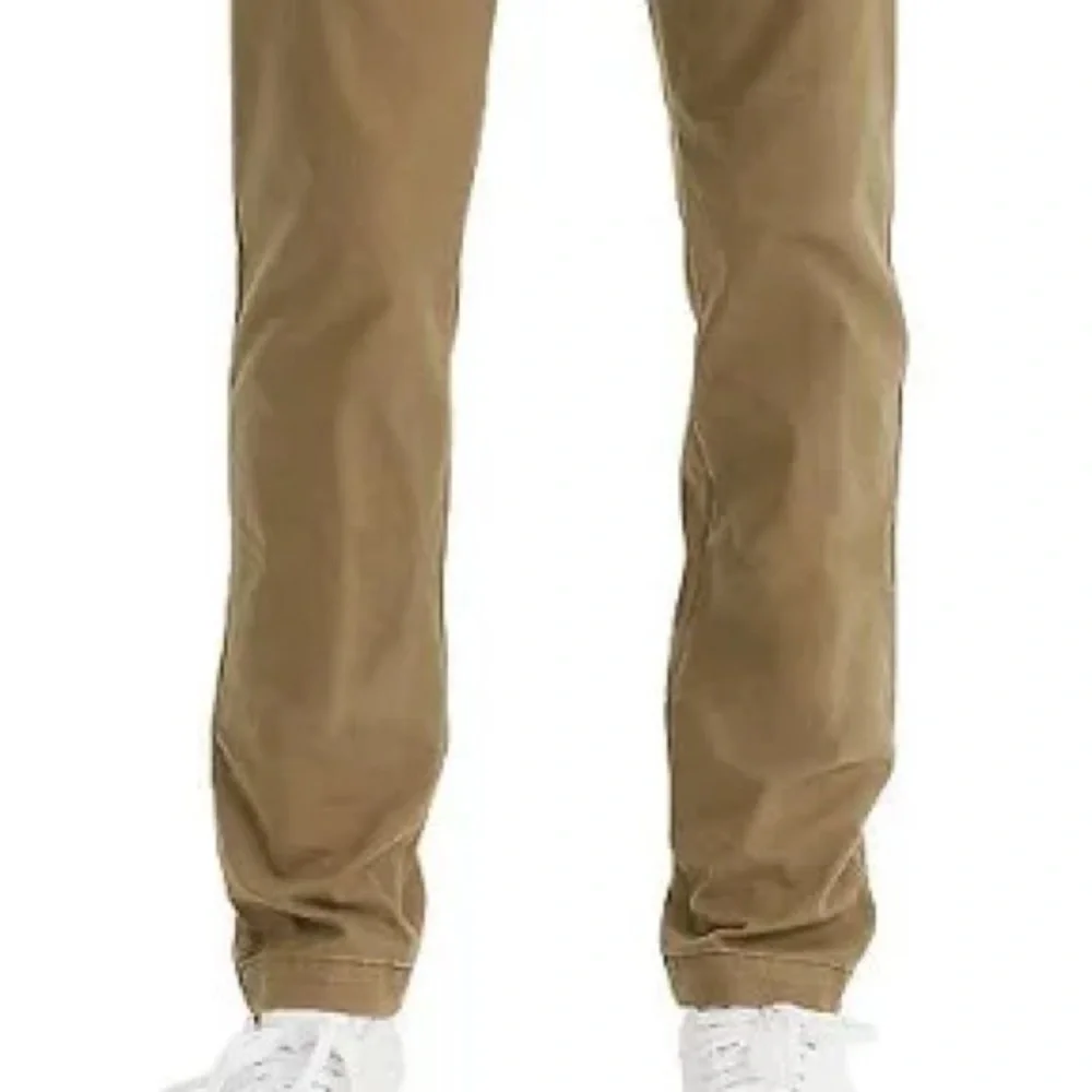 Levi’s,36/30,Two-Horse Brand, Athletic-Fit, Hybrid Khakis, Excellent Condition - Picture 10 of 10